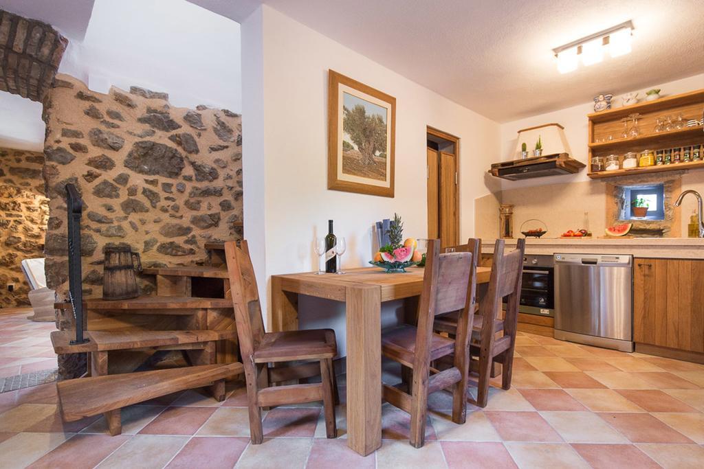 Villa Marevic Vrh  Ngoại thất bức ảnh